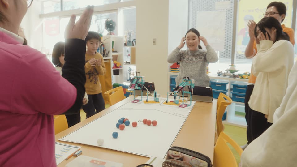 楽しく学ぶ子どもたちの様子